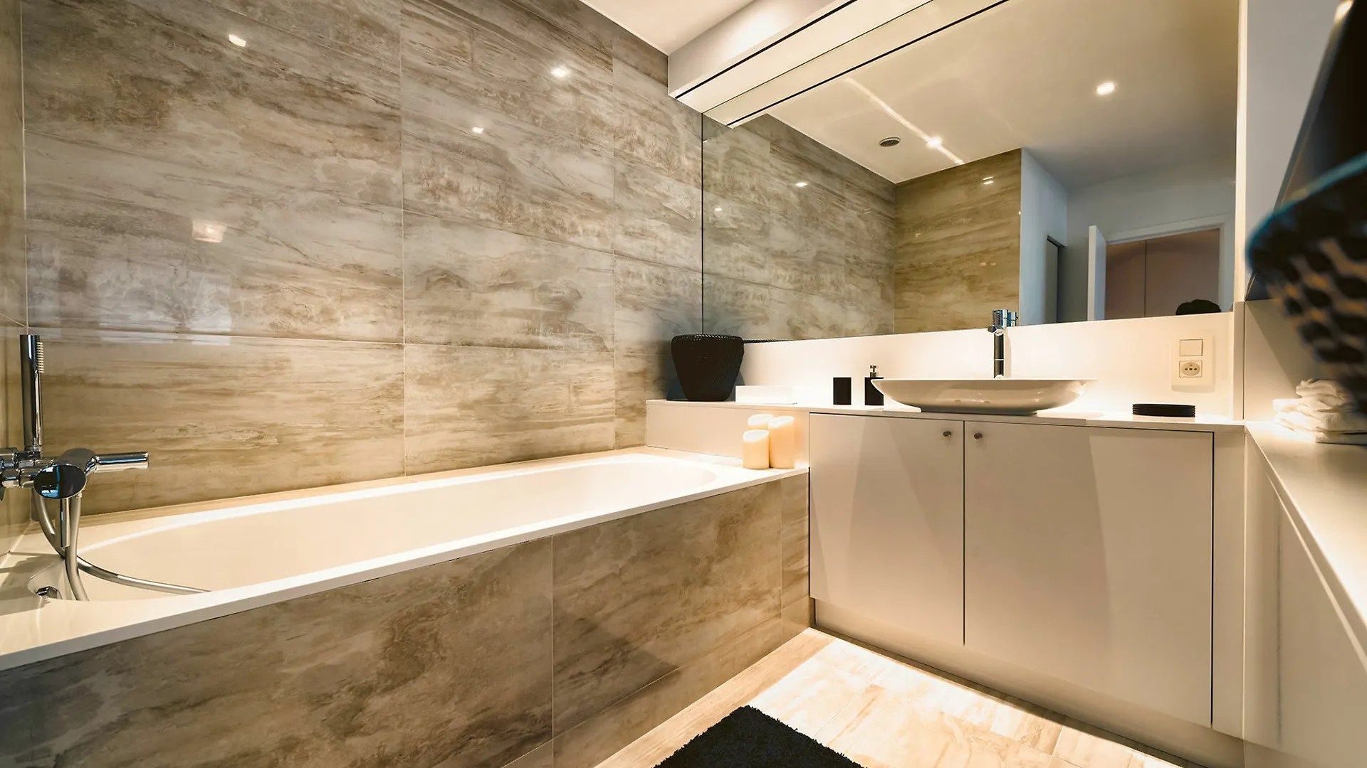 Charles Home - Grand Place Aparthotel Брюссель