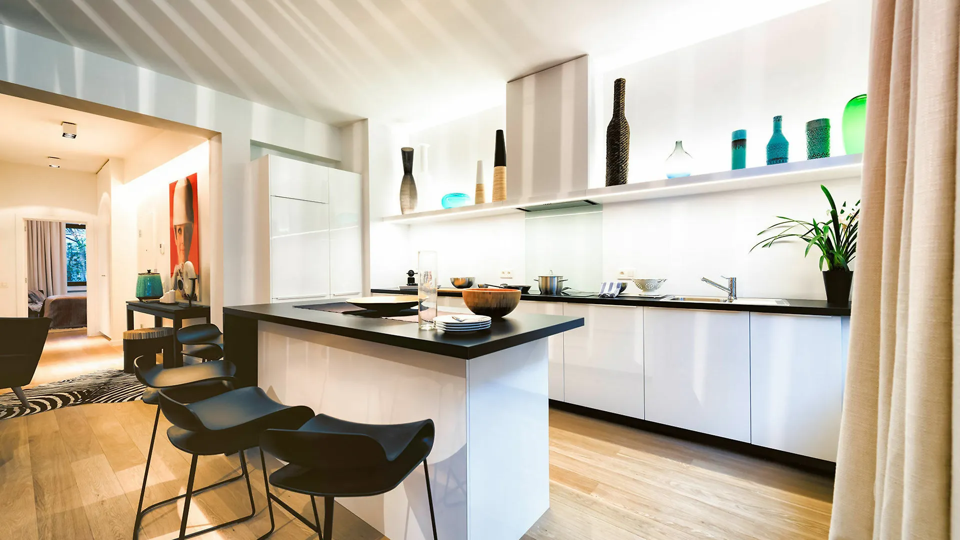 Charles Home - Grand Place Aparthotel Брюссель