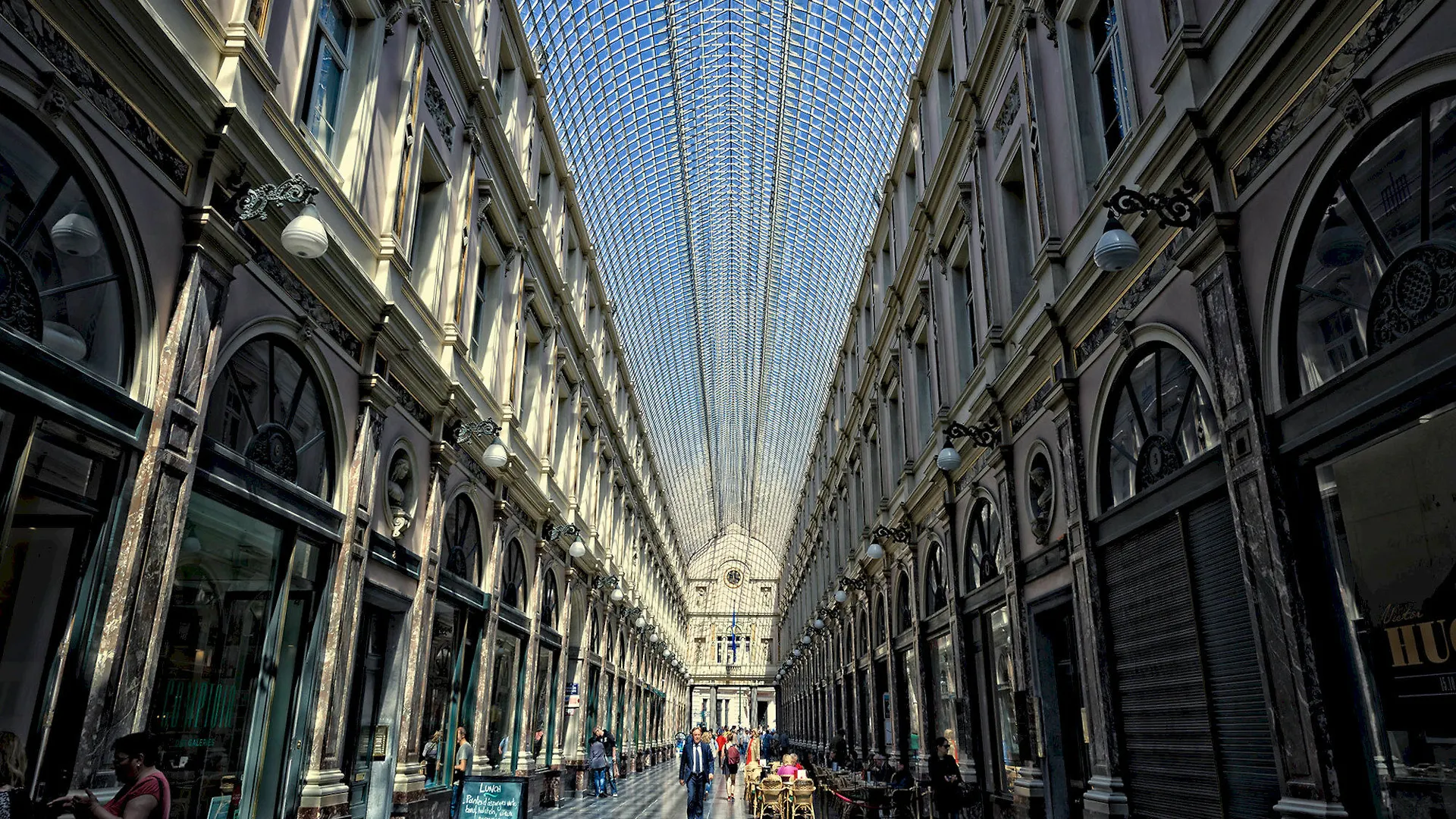 Charles Home - Grand Place Aparthotel Brussels
