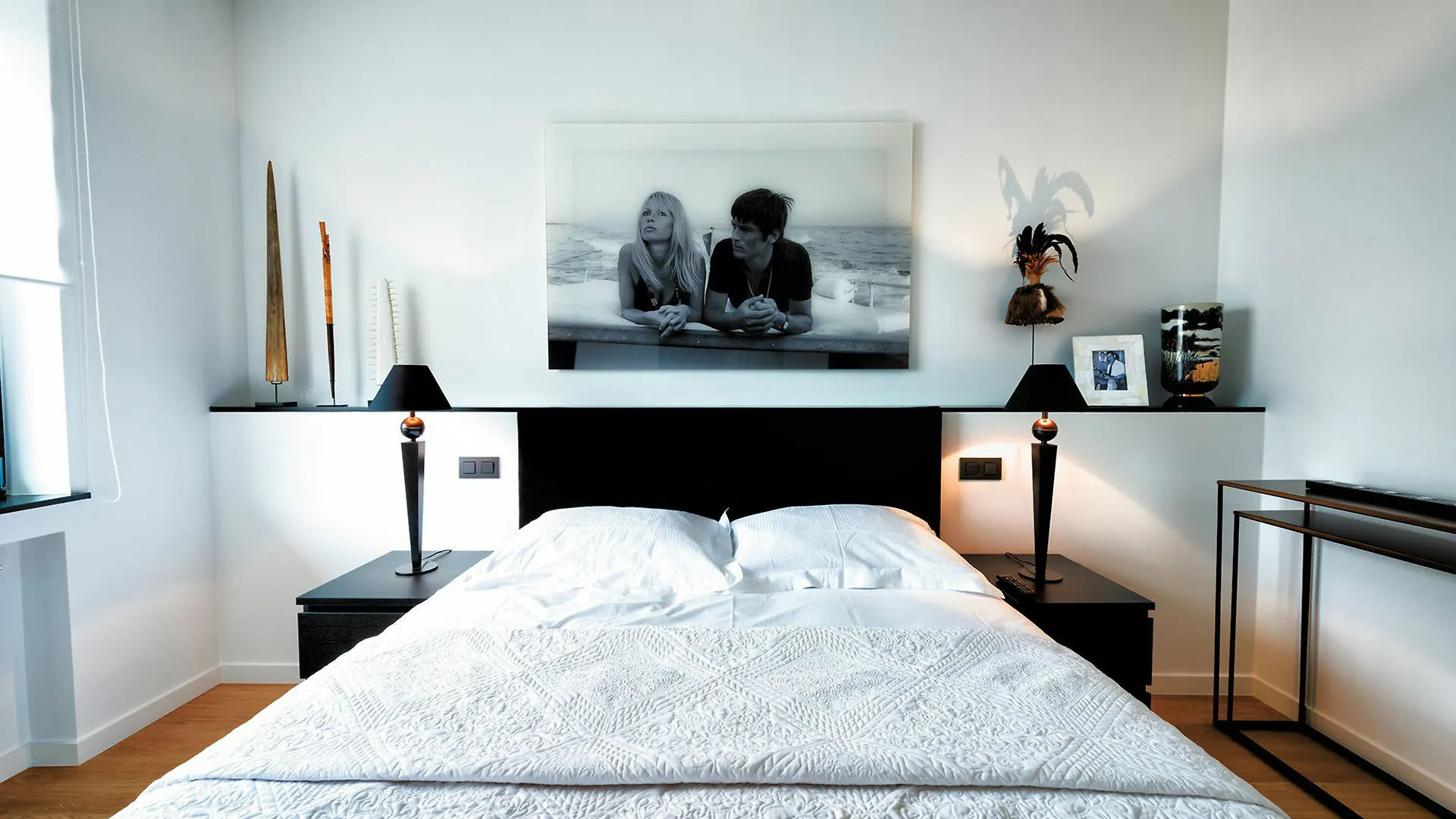 Charles Home - Grand Place Aparthotel